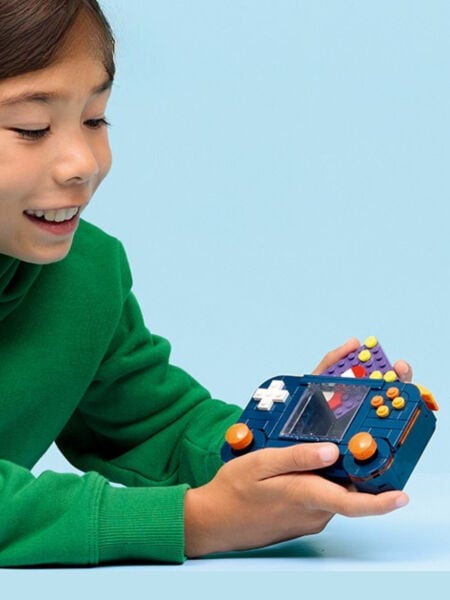LEGO® Creator Retro Oyun Konsolu (268 Parça)