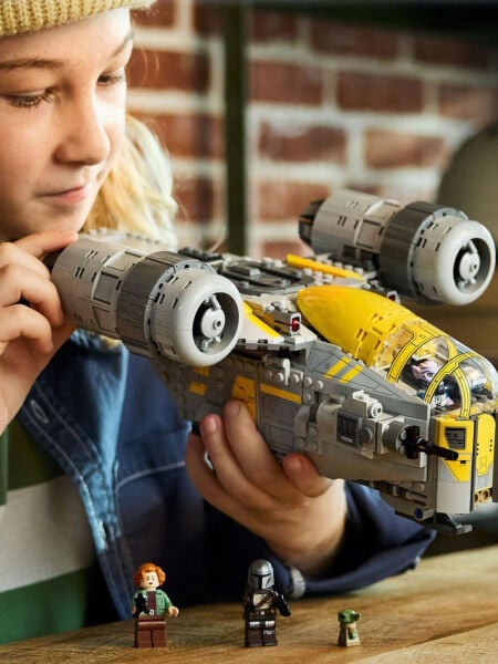 LEGO® Star Wars: The Mandalorian and Grogu Razor Crest (930 Parça)