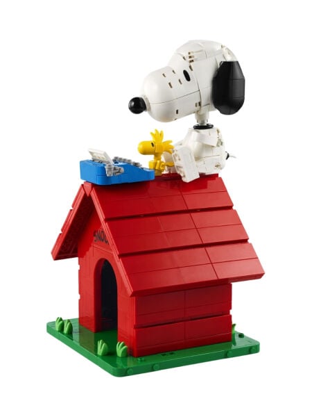 LEGO® Ideas Peanuts Snoopy'nin Köpek Kulübesi (964 Parça)