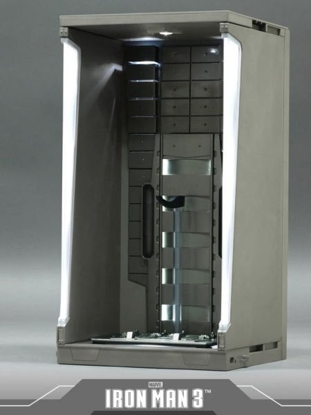 Iron Man 3 - Hall of Armor 1/6 Scale Diecast Diaroma Aksesuarı