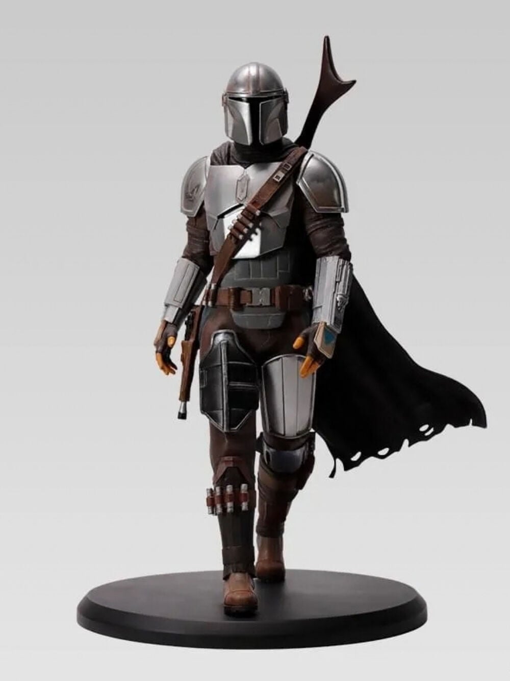 Star Wars: The Mandalorian - Din Djarin  1/5 Scale Limited Edition Heykel
