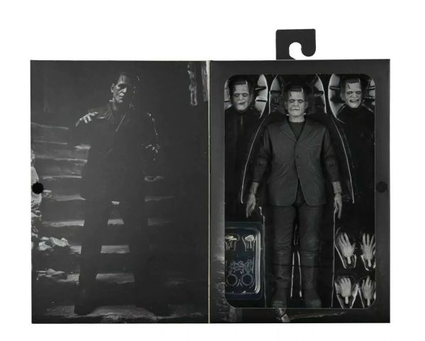 Universal Monsters - Ultimate Frankenstein's Monster (Black