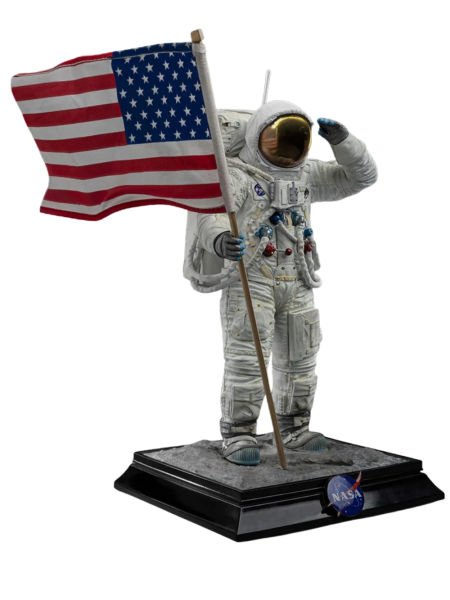NASA - Apollo 11 Astronaut 1/10 Art Scale Limited Edition Heykel