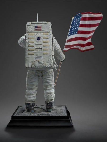 NASA - Apollo 11 Astronaut 1/10 Art Scale Limited Edition Heykel