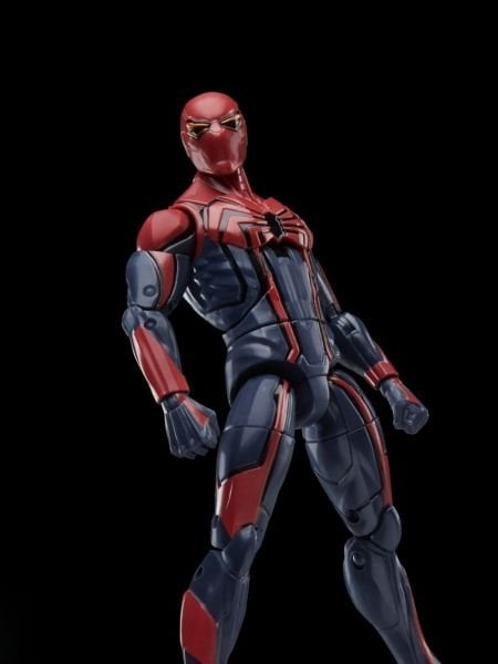 Marvel Legends Gamerverse Velocity Suit Peter Parker (Spider-Man Video Game) Aksiyon Figürü