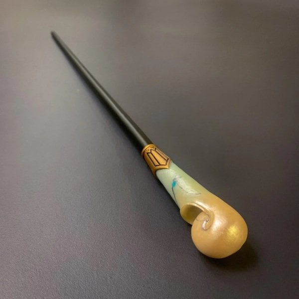 Fantastic Beasts Queenie Goldstein Wand in Collector’s Box (Asa)