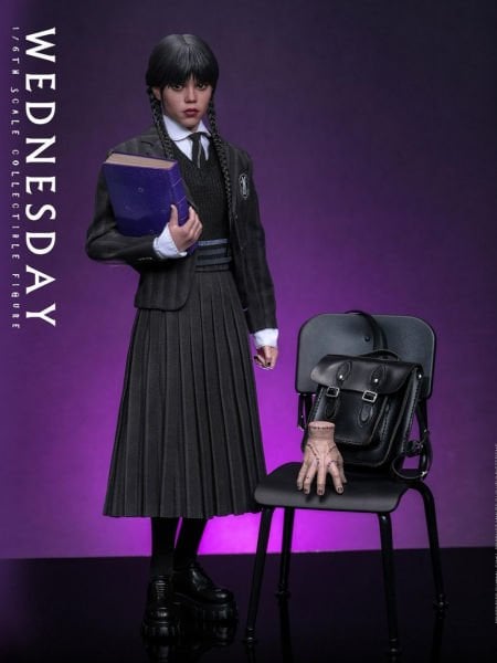 Wednesday - Wednesday 1/6 Scale Koleksiyon Figürü