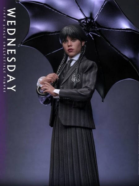 Wednesday - Wednesday 1/6 Scale Koleksiyon Figürü