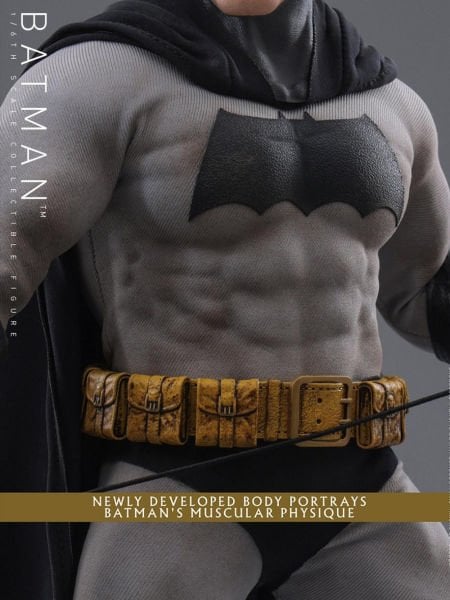 Batman: The Dark Knight Returns - Batman 1/6 Scale Koleksiyon Figürü