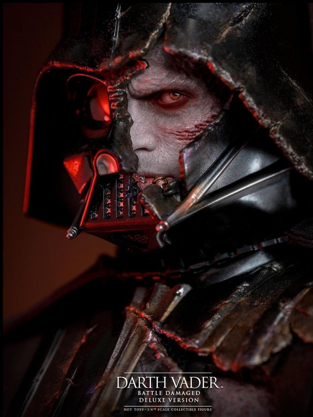 Star Wars - Darth Vader (Battle Damaged) (Deluxe Version) 1/6 Scale Koleksiyon Figürü