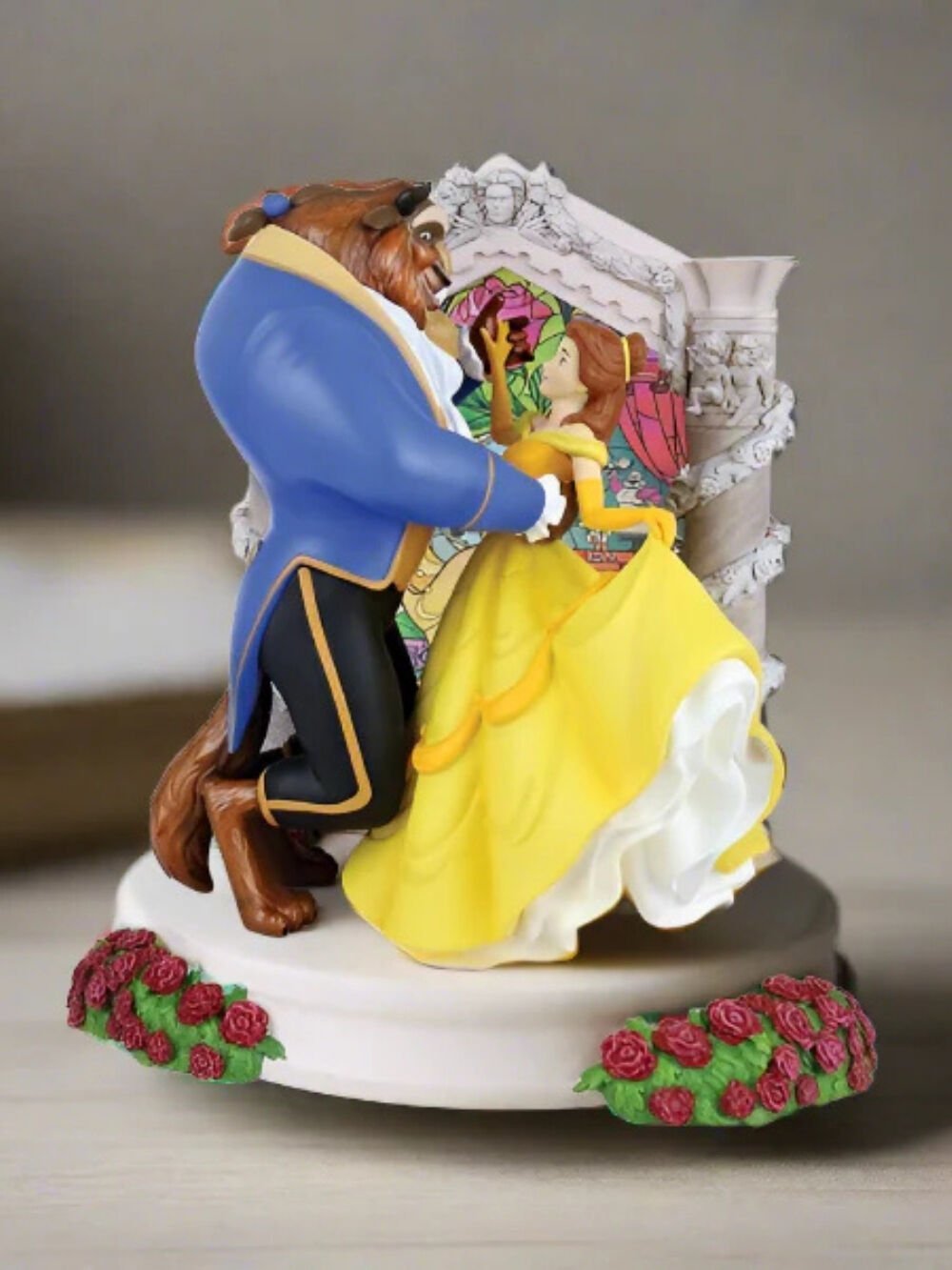 Disney Showcase - Beauty and the Beast Işıklı Heykel