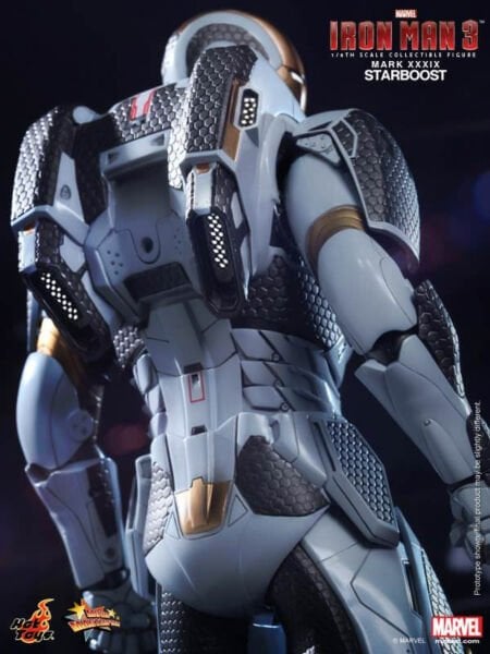 Iron Man 3 - Iron Man Mark XXXIX (Starboost) 1/6 Scale Exclusive Koleksiyon Figürü