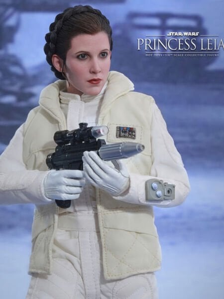 Star Wars: The Empire Strikes Back - Princess Leia 1/6 Scale Koleksiyon Figürü