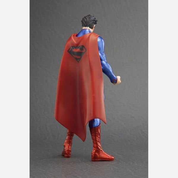 DC Comics - Superman New 52 ARTFX+ 1/10 Scale Heykel
