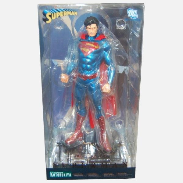 DC Comics - Superman New 52 ARTFX+ 1/10 Scale Heykel