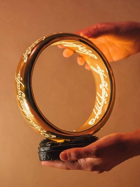 Lord Of The Rings One Ring Lamba