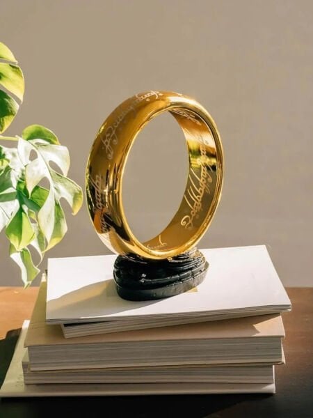 Lord Of The Rings One Ring Lamba