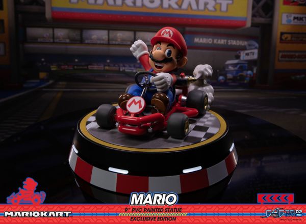 Super Mario: Mario Kart - Mario (Exclusive Edition) Heykel
