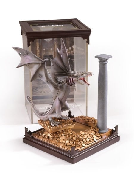 Harry Potter - Magical Creatures No.5 Ukrainian Ironbelly Diaroma Heykel
