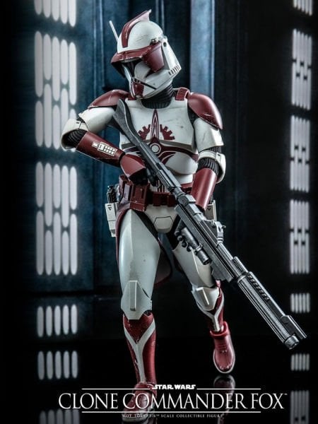 Star Wars: The Clone Wars - Clone Commander Fox 1/6 Scale Koleksiyon Figürü