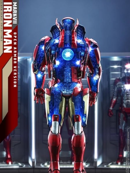 Iron Man 3 - Iron Man Mark VII (Open Armor Version) 1/6 Scale Diaroma Figürü