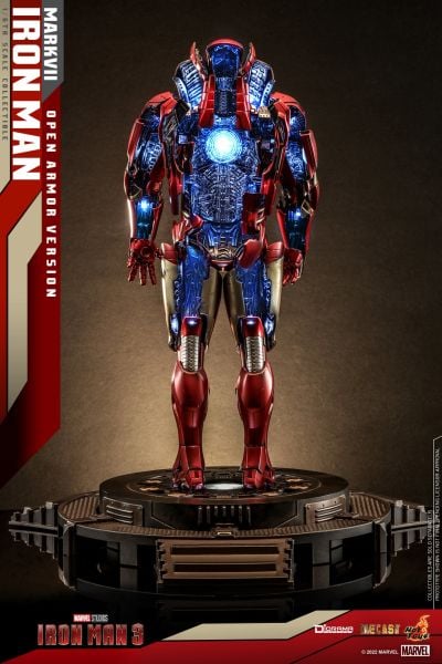 Iron Man 3 - Iron Man Mark VII (Open Armor Version) 1/6 Scale Diaroma Figürü