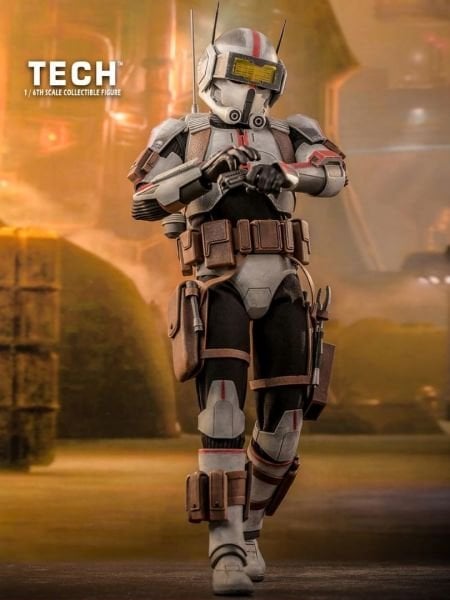 Star Wars: Bad Batch - Tech 1/6 Scale Koleksiyon Figürü