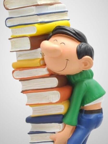 Gaston Lagaffe Pile Of Books (Gaston Portant une Pile de Livres) Heykel