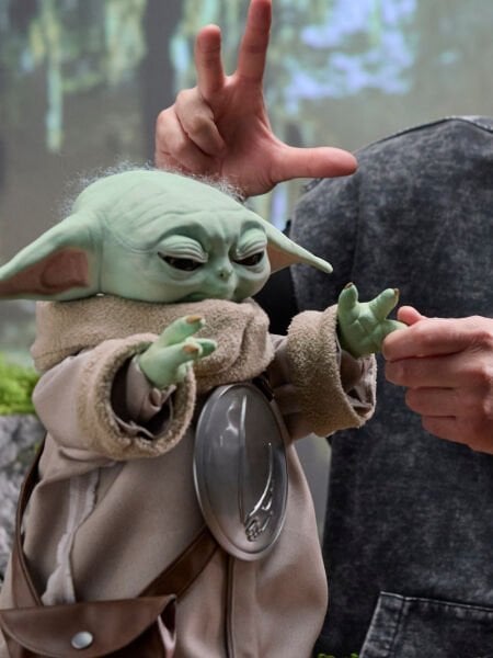 Star Wars Ultimate Grogu Premium Animatronik Limited Edition Life-Size Figür