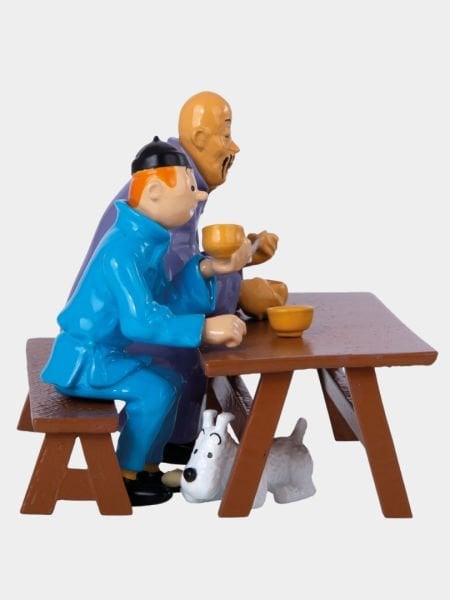 Tintin - Tintin Blue Lotus Lunch Scene (Le Lotus Bleu La Scène du Déjeuner) Metal Heykelcik