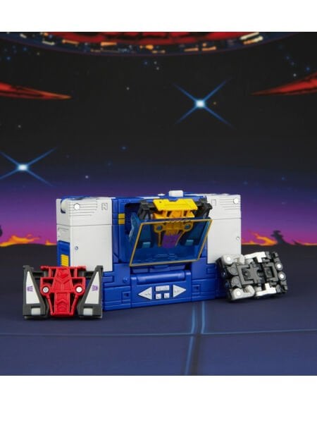 Transformers Studio Series Leader Class Soundwave, The Transformers: The Movie Aksiyon Figürü