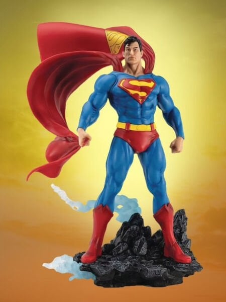 DC Heroes - Superman Classic Version 1/8 Scale PX Exclusive Heykel