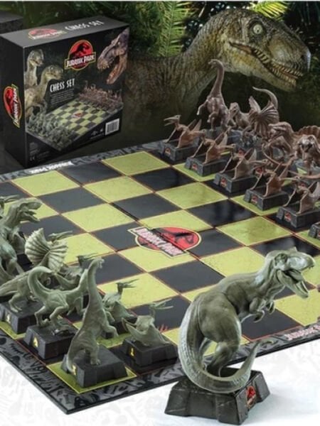 Jurassic Park Satranç Takımı