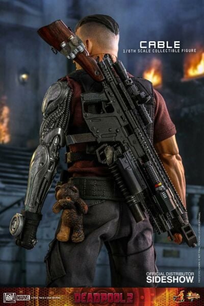 Deadpool 2 - Cable 1/6 Scale Koleksiyon Figürü