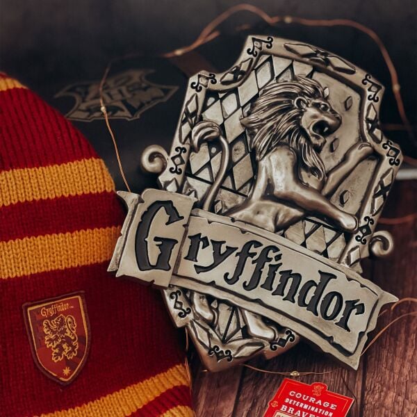 Harry Potter - Gryffindor Armalı Duvar Dekoru (Gryffindor Crest Wall Art)