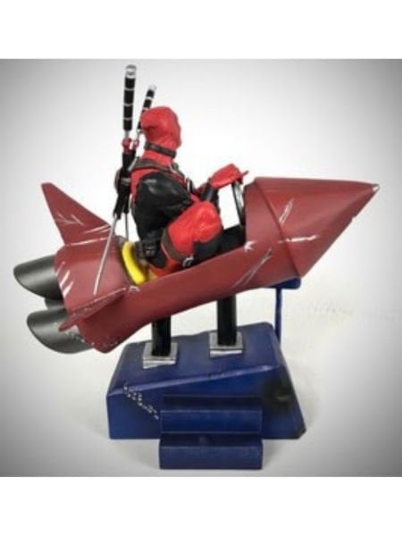 Marvel Comics - Deadpool Rocket Ride Limited Edition Premium Motion Heykel