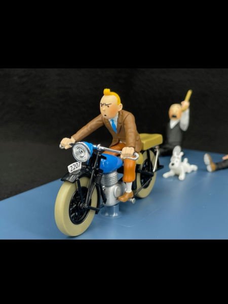 TinTin ミニカー　1/24 Lauto-Mitraille use Tintin - Tintin's Motorbike (La Moto de Tintin) 1/24 Scale Diecast