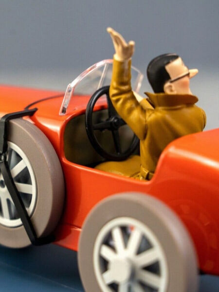 Tintin - The Bugatti of Bobby smiles (La type 35 de Bobby Smiles) 1/24 Scale Diecast Model Araç (No.41)