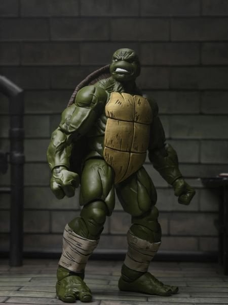 Teenage Mutant Ninja Turtles: The Last Ronin - The Last Ronin (Battle Damaged) Aksiyon Figürü