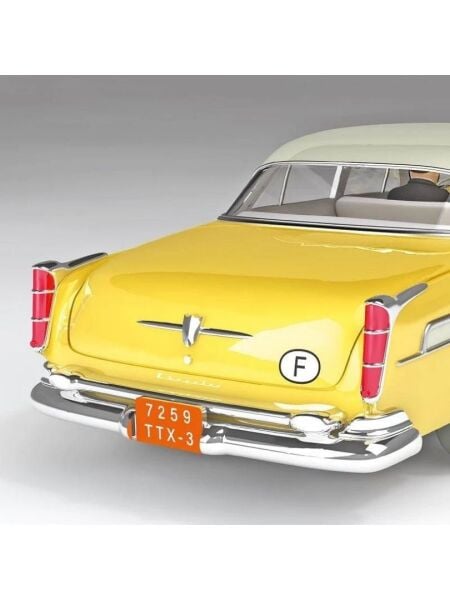Tintin - Yellow Chrysler (La Voiture Des Ravisseurs) 1/24 Scale Diecast Model Araç (No.39)