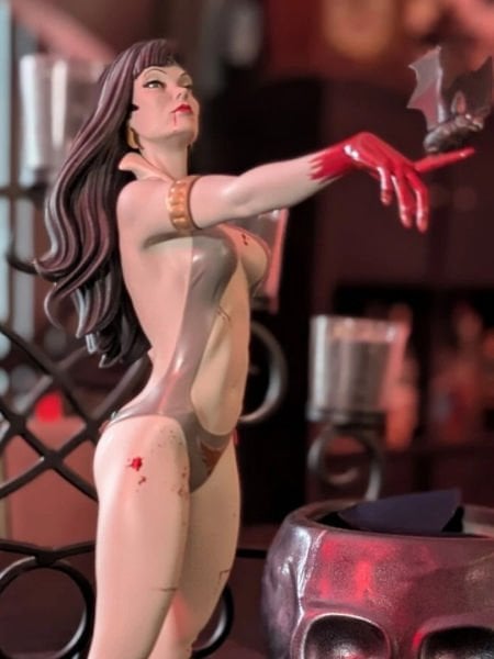 Vampirella Crimson Blood by Jose Gonzalez 50th Anniversary (B&W Variant) Limited Edition Heykel