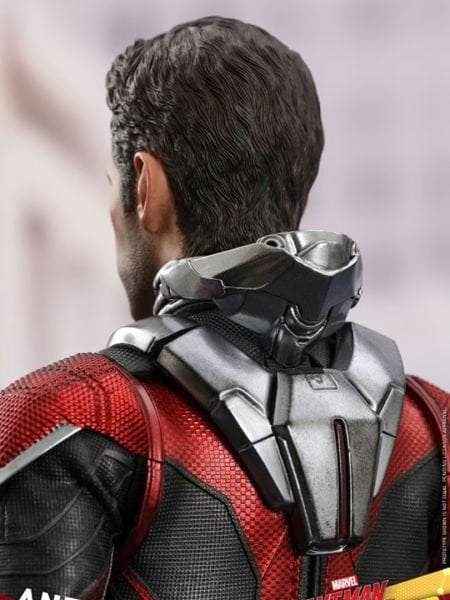 Ant-Man and the Wasp - Ant-Man 1/6 Scale Koleksiyon Figürü