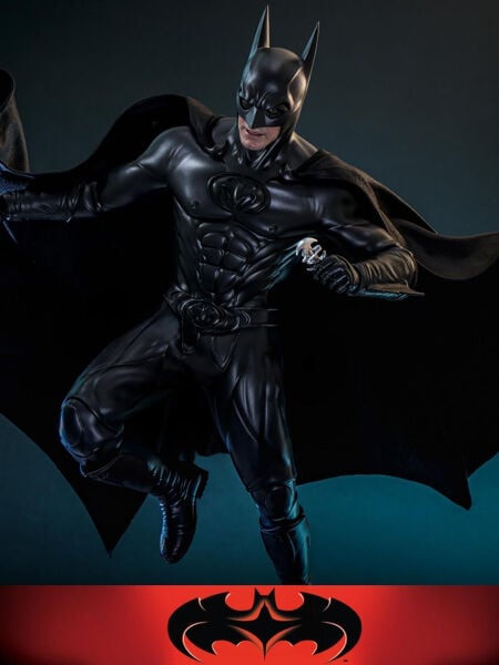 Batman & Robin - Batman 1/6 Scale Koleksiyon Figürü