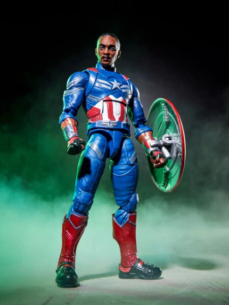 Marvel Legends Avengers: Doomsday Captain America Aksiyon Figürü