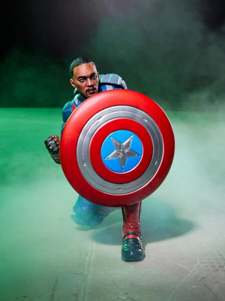 Marvel Legends Avengers: Doomsday Captain America Aksiyon Figürü