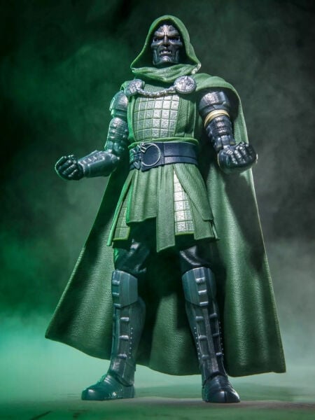 Marvel Legends Avengers: Doomsday Doctor Doom Aksiyon Figürü