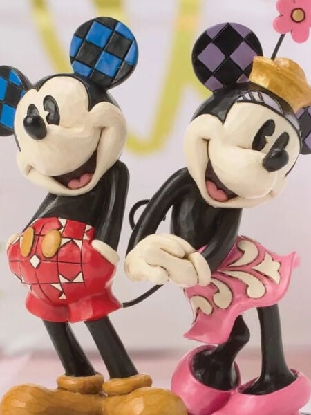 Disney Traditions - Mickey and Minnie Heart Tails Heykel